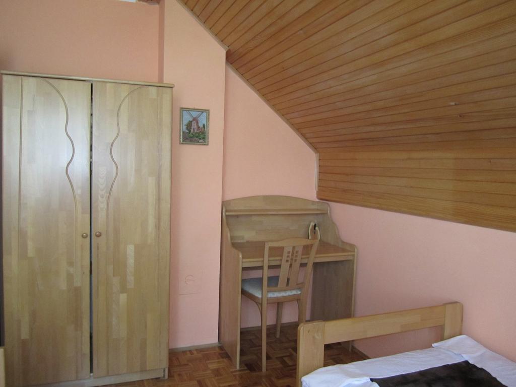 Guest House Sveti Marko Gacka Otočac Exteriör bild